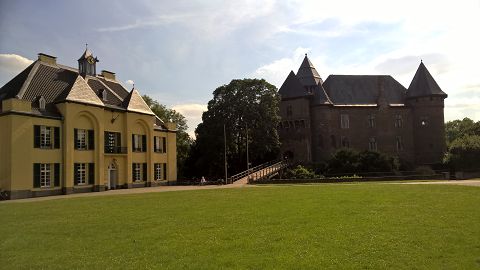 Burg Linn und Jagdschloss